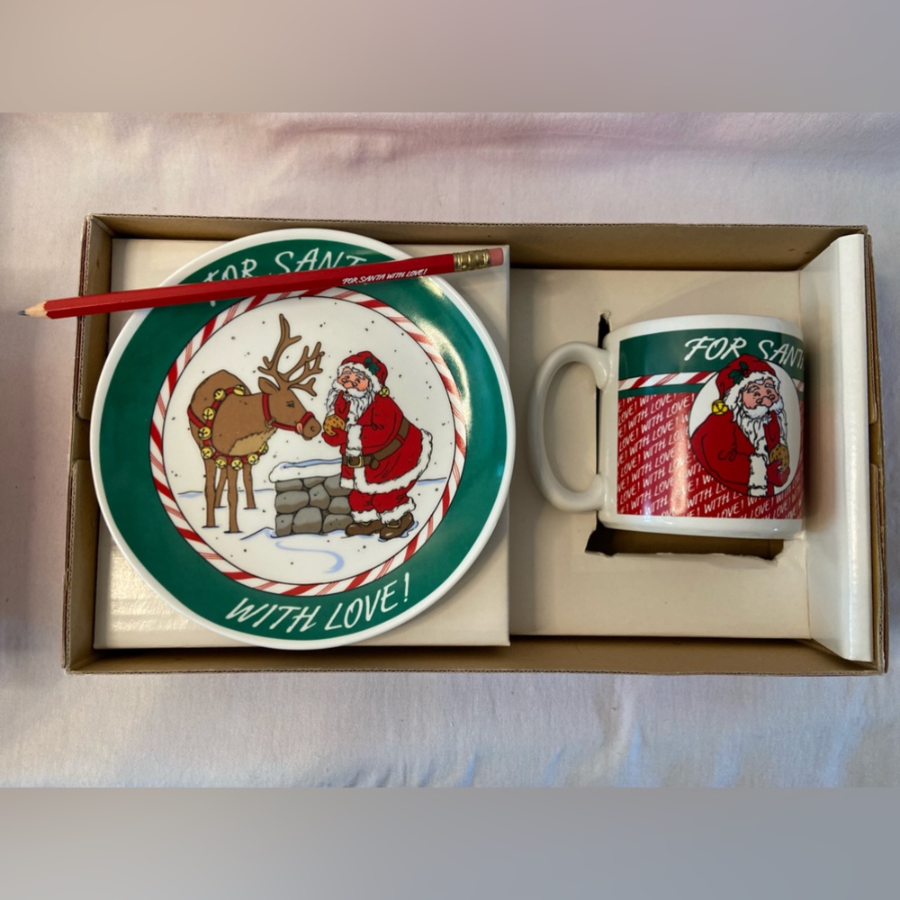 Santa’s Snack Set by ROMAN - Picture 5 of 5